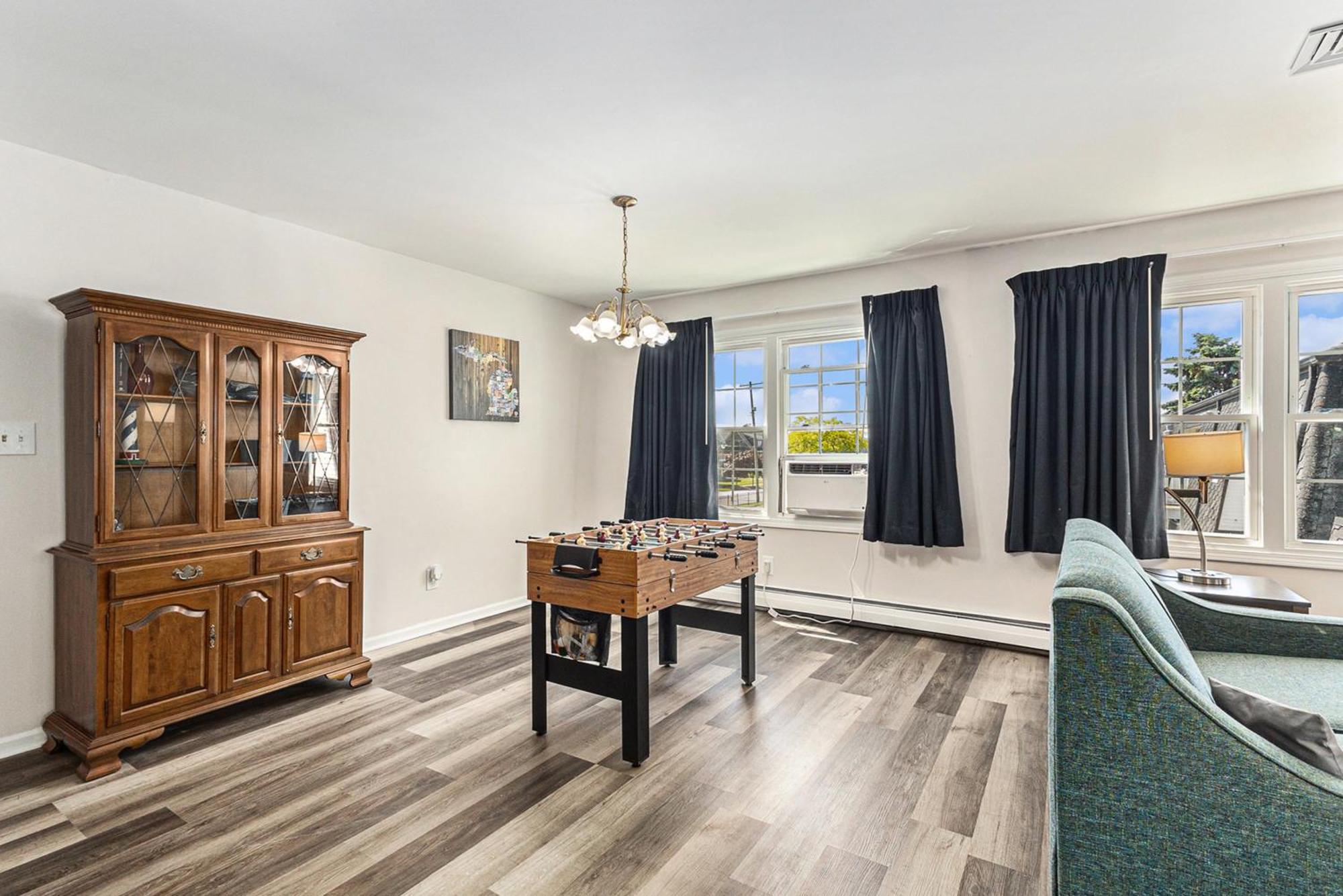 Snyders Shoreline Inn Ludington Ngoại thất bức ảnh