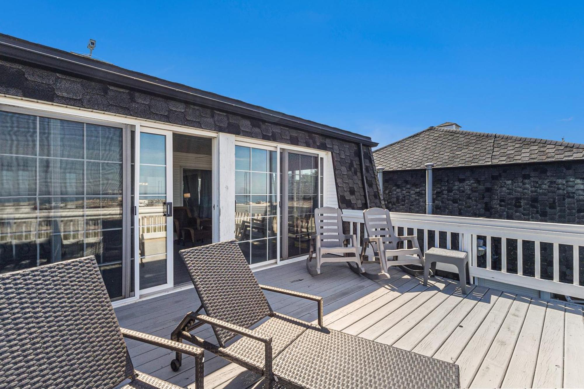 Snyders Shoreline Inn Ludington Ngoại thất bức ảnh